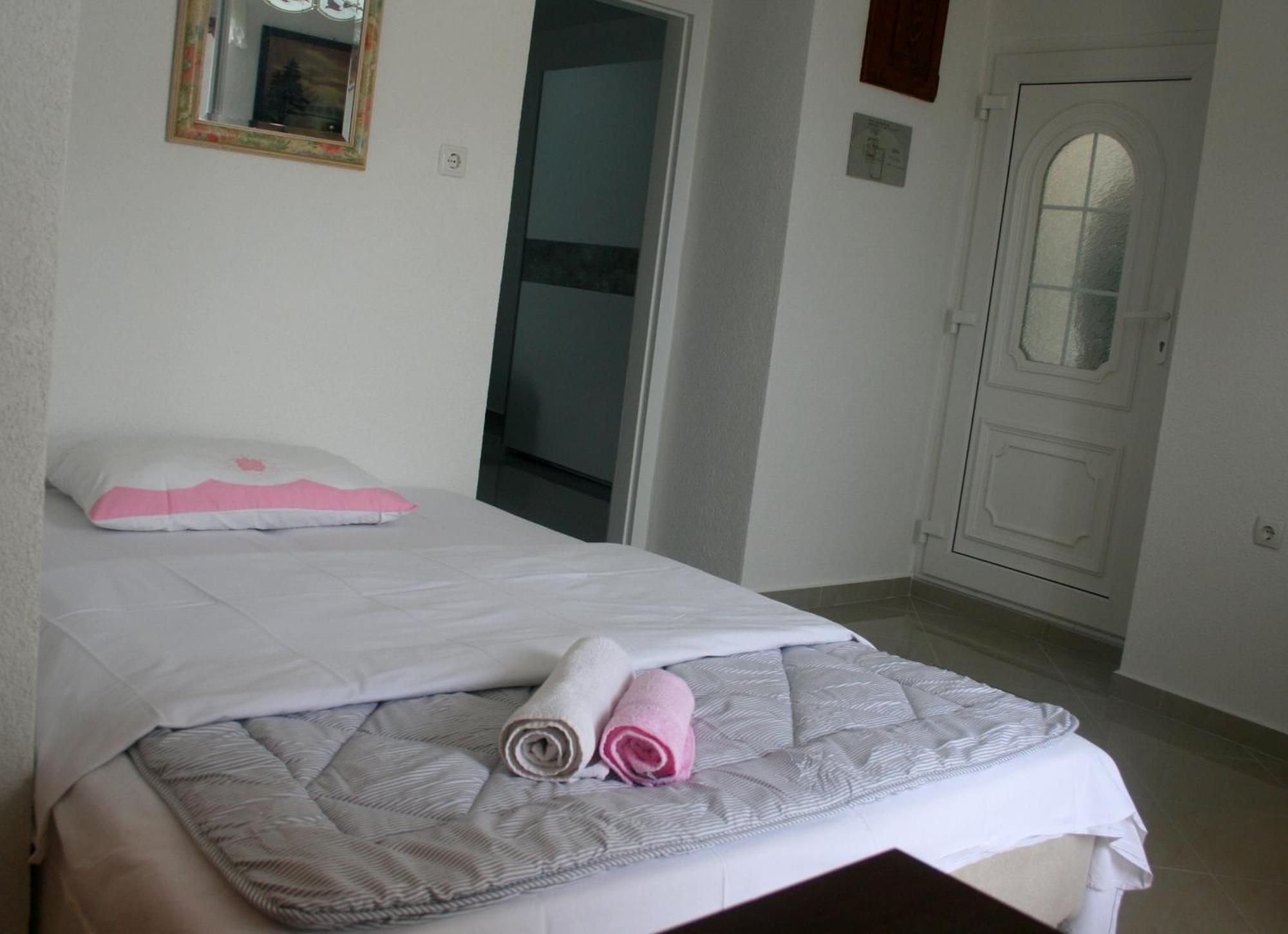 Apartman Elena 스베티 유라이 외부 사진